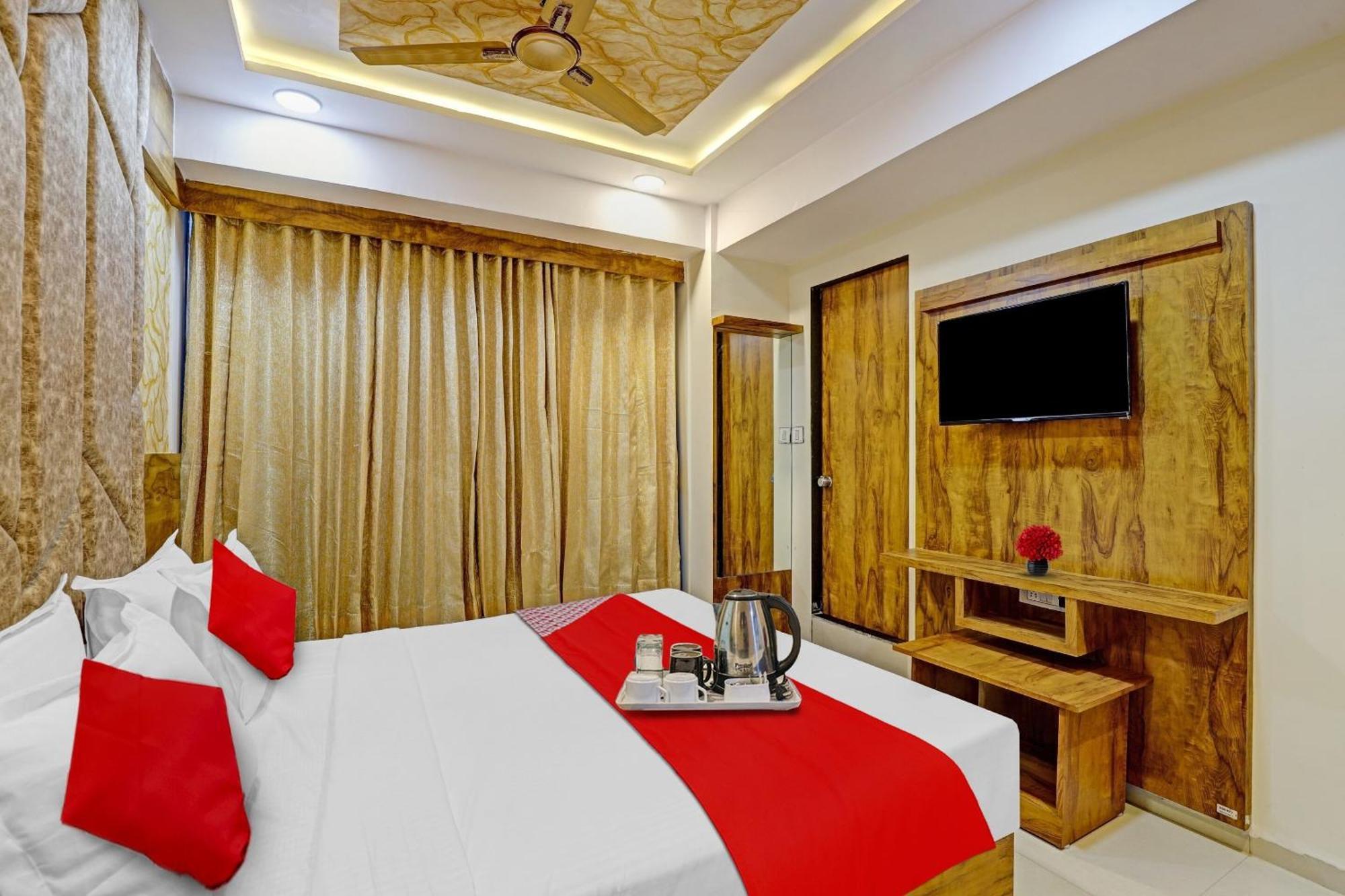 Spot On Hotel Hill Inn Ahmedabad Exterior photo